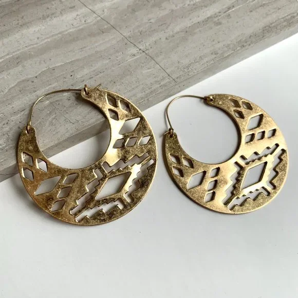 NEW~ Sundance Cut Out Hoop Earrings - Picture 3 of 8